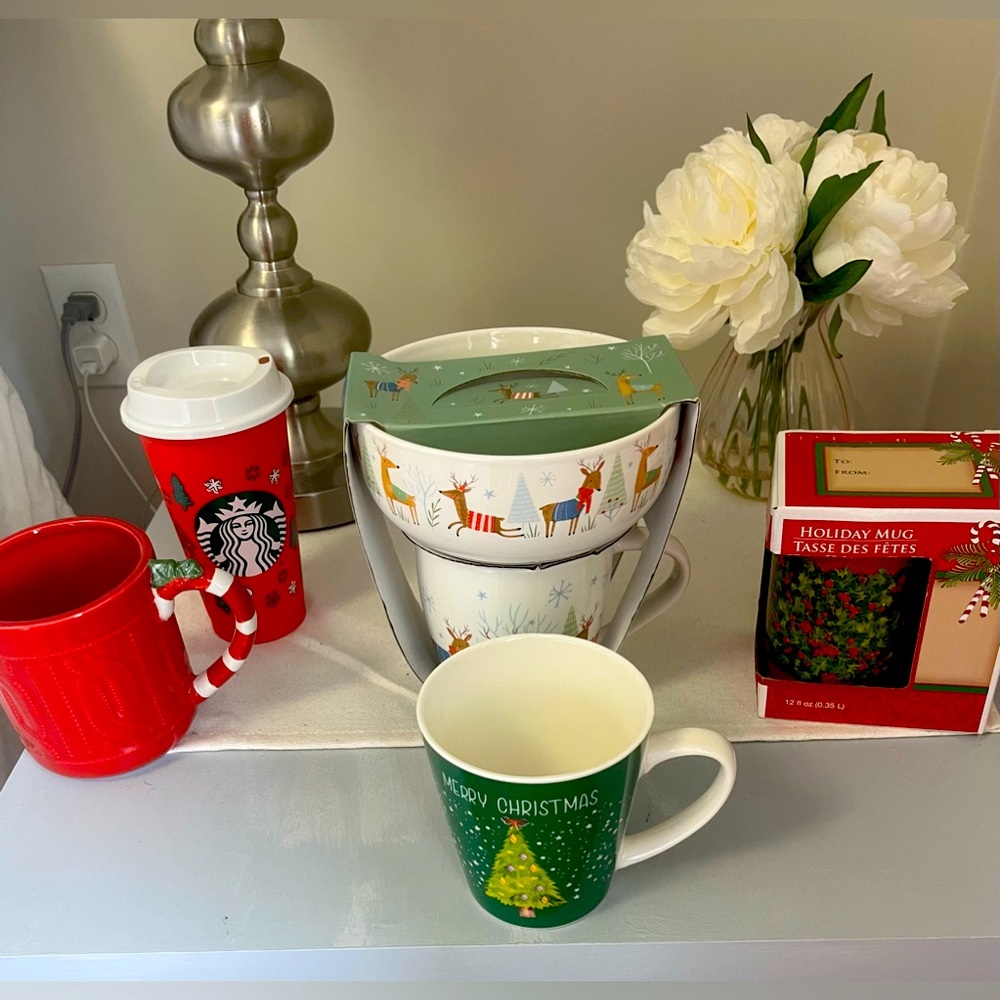 Bundle of Christmas Mugs